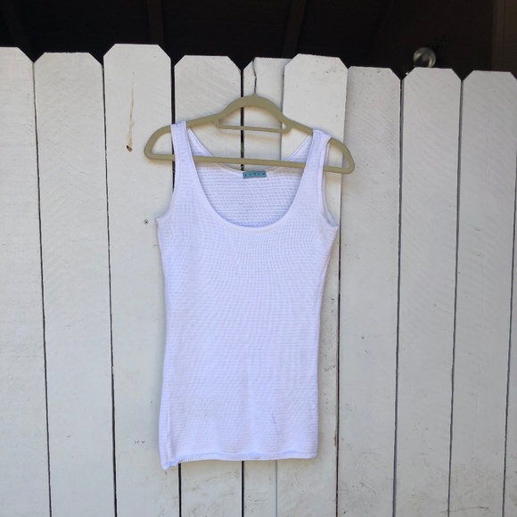 White summer top. Size L/M - Picture 1 of 2